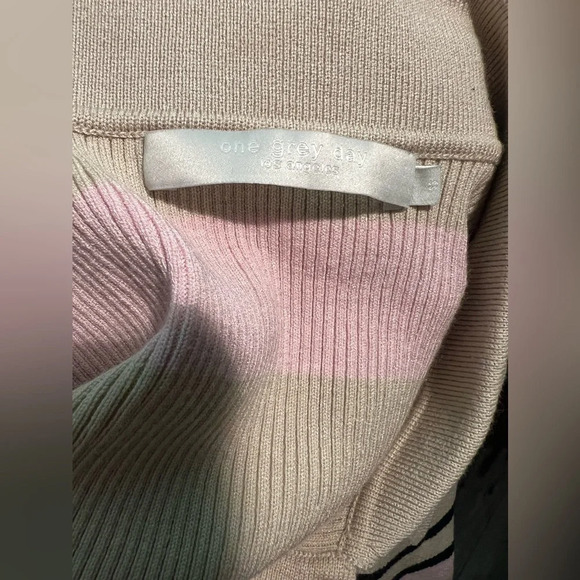 Revolve One Grey Day Misto bodysuit collared stripe ribbed sable soft pink small - Picture 7 of 7